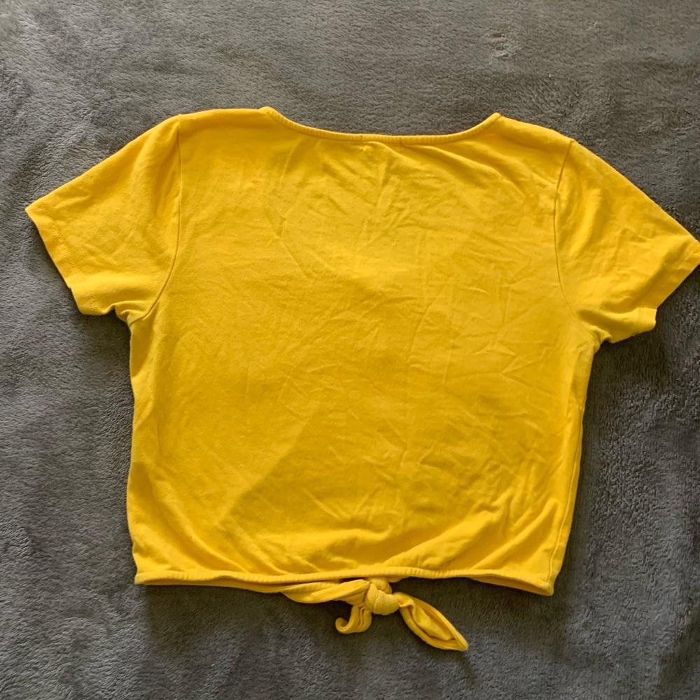 Crop top - Picture 2 of 2